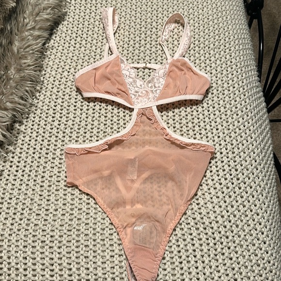 NWT We are Hah Key To Ur Heart Bodysuit M in copper rose - Picture 2 of 11